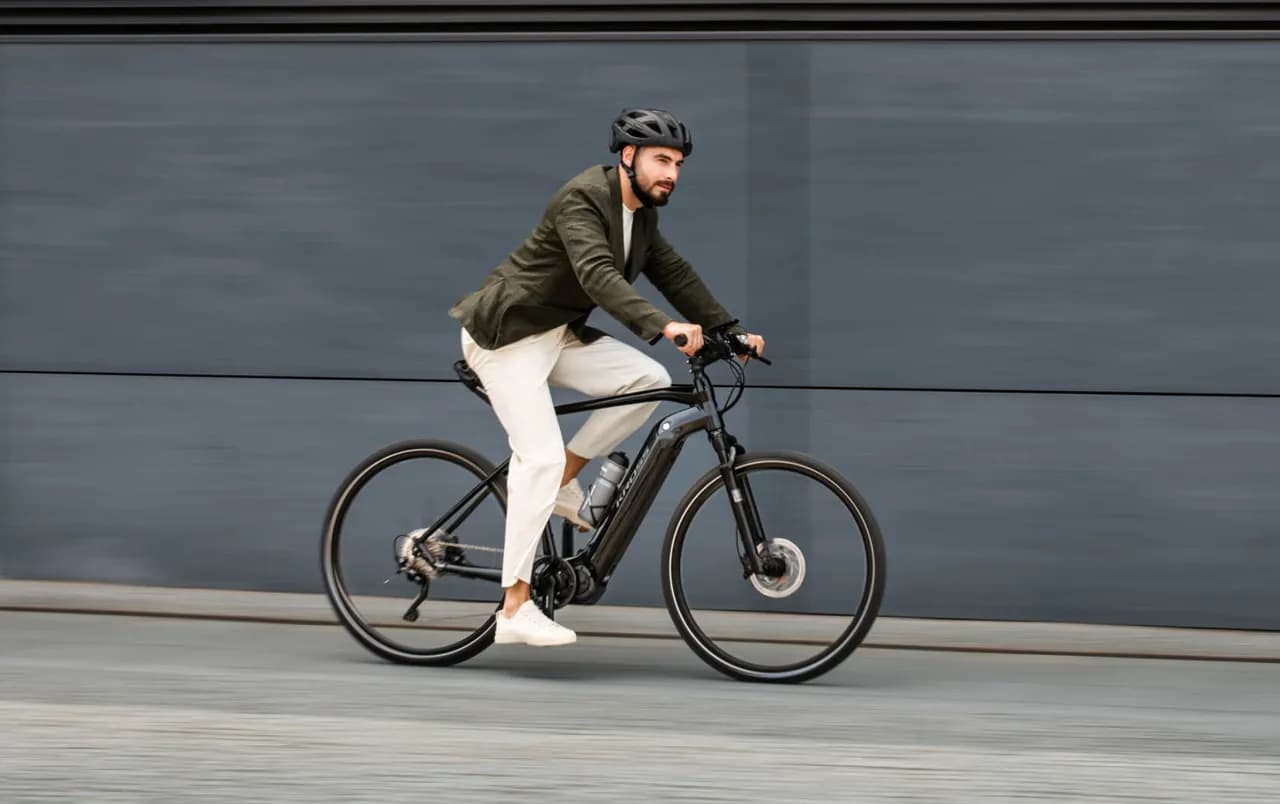 Wszystko co musisz wiedzieć o jeździe rowerem po chodniku - zasady i przepisy